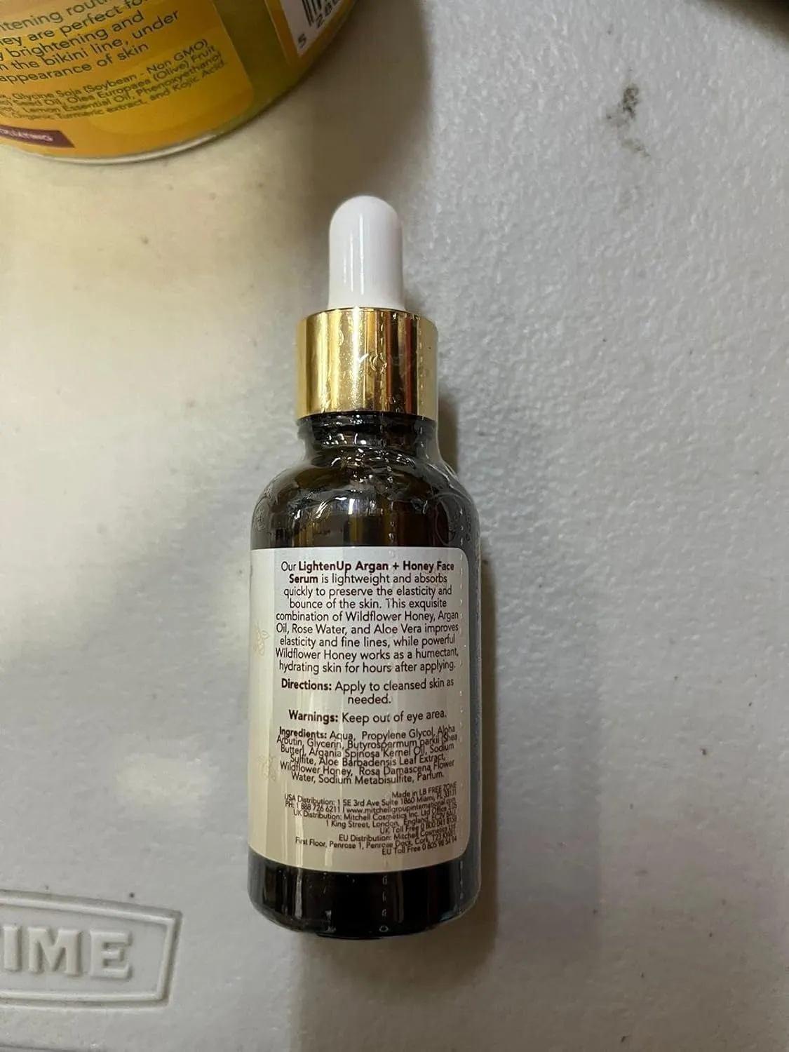 OMIC Lighten-Up Honey, Skin Brightening Serum - 1 fl oz / 30ml - Anti Aging Serum, Formulated to Fade Dark Spots, Skincare Serum - with Agran Oil, Aloe Vera & Rose Water