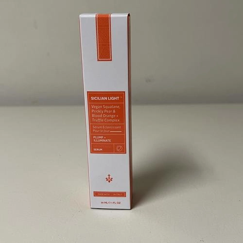 Skin&Co Roma Sicilian Light Brightening Serum 30ml (1 fl oz).