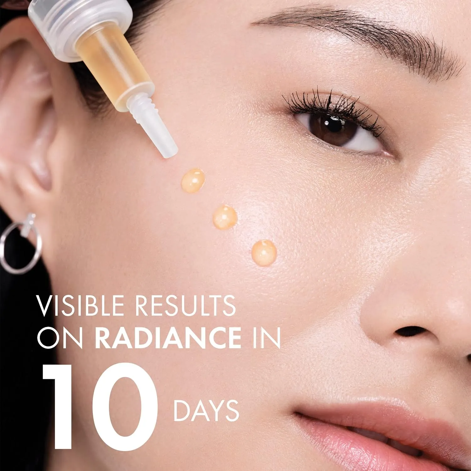 Vichy LiftActiv Vitamin C Serum For Face, Brightening Serum With Pure Vitamin C   Hyaluronic Acid   Vitamin E, Reduces Fine Lines, Smooths Skin Texture, Improves Radiance, Anti Aging